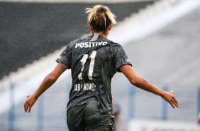 Atacante Gabi Nunes no jogo contra o Santos pelo Brasileiro Feminino