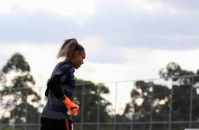 Goleira Tain treina pelo Corinthians Futebol Feminino nesta quarta-feira