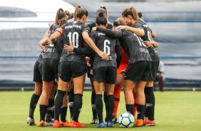 Meninas do Corinthians Futebol Feminino na partida contra o Santos