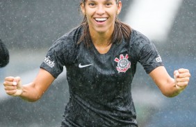 Millene empatou o placar no duelo contra o Santos, pelo Brasileirão Feminino