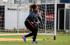 Paty durante treino pelo Corinthians Futebol Feminino nesta quarta-feira