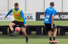 Henrique no treino desta sexta-feira com foco na Ferroviria