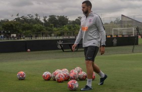 Elenco corinthiano se prepara para jogo contra a Ferroviária