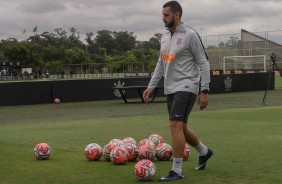 Elenco corinthiano se prepara para jogo contra a Ferroviria