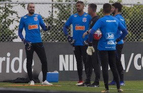 Walter, Filipe e demais goleiros treinam no CT Joaquim Grava nesta segunda-feira