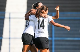 Corinthians venceu  por 5 a 0 o Internacional, pelo BR-Feminino