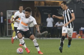 Jnior Urso fez partida regular contra o Santos neste domingo
