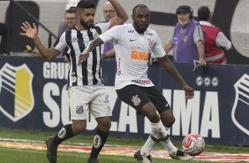 Manoel marcou o primeiro gol do Corinthians contra o Santos neste domingo
