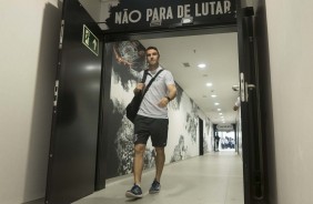 Mauro Boselli a caminho do vestirio da Arena antes do clssico