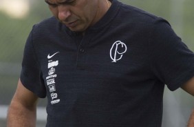 Carille comandou o Corinthians no treino desta segunda-feira