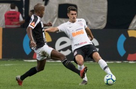 Danilo Avelar jogando contra o Cear