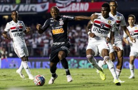 Atacante Vagner Love durante primeiros 90 minutos da final contra o So Paulo, no Morumbi