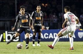 Fagner e Ralf no jogo contra o So Paulo, pelo Campeonato Paulista 2019