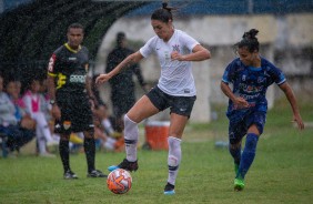 Gabi Zanotti no jogo contra o Taubat, pelo Paulista Feminino