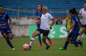 Marcela atuando contra o Taubat, pelo Paulista Feminino