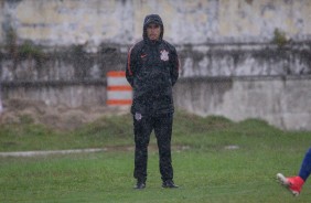 Rodrigo Iglesis no jogo contra o Taubat, pelo Paulista Feminino