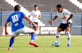 Du atuando contra o Cruzeiro, pela Copa do Brasil Sub-20