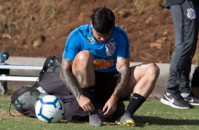 Fagner treina em Chapec para duelo contra a Chapecoense