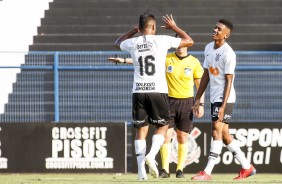 Welliton marcou o terceiro gol do Corinthinas contra a Chapecoense, pela Copa do Brasil Sub-20