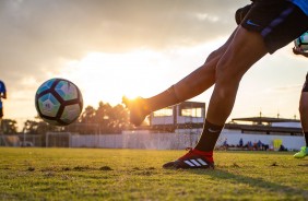 Belo foco durante o treino do Corinthians Futebol Feminino