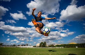 Cacau, do Corinthians Futebol Feminino, no treino nesta quarta-feira