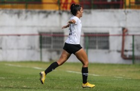 Comemora, Paulinha! Jogadora anotou gol contra a Portuguesa, pelo Paulista Feminino