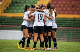 Corinthians goleou Portuguesa por 5 a 0