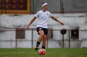 Pardal no duelo contra a Portuguesa, pelo Campeonato Paulista Feminino