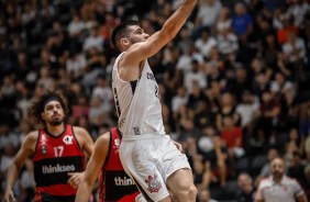 Parodi no jogo contra o Flamengo, pelo NBB, no Ginásio Wlamir Marques