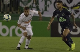 Zagueiro Henrique no jogo contra a Chapecoense, pela Copa do Brasil