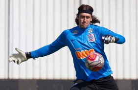 Cássio no treino desta manhã no CT Joaquim Grava