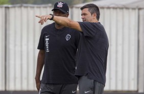 Cuca e Fabinho no treino preparatório para duelo contra o Santos, pelo Campeonato Paulista