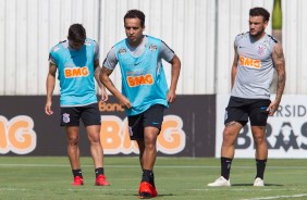 Jadson no treino desta manh no CT Joaquim Grava