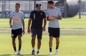 Pedrinho e Pedro Henrique no treino desta manhã no CT Joaquim Grava