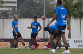 Régis e Júnior Urso treinam para embate contra o Santos, pelo Paulistão