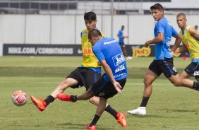 Timão finaliza preparação para jogo contra o Santos