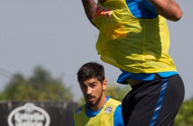 Bruno Méndez e Ralf no treino desta sexta-feira da Paixão no CT Joaquim Grava
