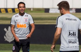 Jadson no treino deste sábado de aleluia no CT Joaquim Grava