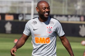 Love no treino deste sábado de aleluia no CT Joaquim Grava