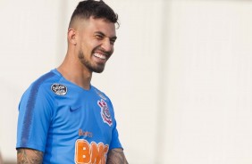 Pedro Henrique no treino de representao do elenco aps conquista do Paulisto