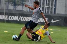 Andr Lus e Oya no ltimo treino antes do jogo contra a Chapecoense