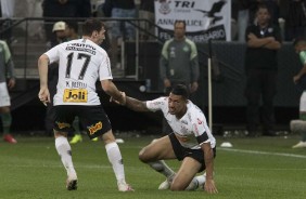 Boselli e Ralf na partida contra a Chapecoense, pela Copa do Brasil, na Arena Corinthians