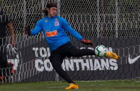 Cássio no treino para jogo contra a Chapecoense, pela Copa do Brasil