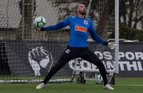 Goleiro Walter no último treino do Corinthians antes do jogo contra a Chapecoense