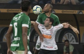 Mauro Boselli na partida contra a Chapecoense, na Arena Corinthians, válida pela Copa do Brasil