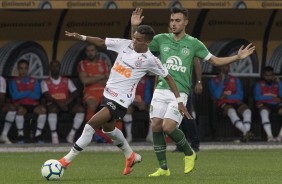 Pedrinho atuando contra a Chapecoense, pela Copa do Brasil, na Arena Corinthians