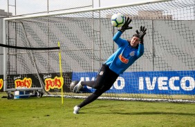 Cássio no treino desta sexta-feira no CT Joaquim Grava