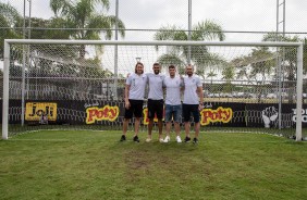 Goleiros do Corinthians reunidos durante evento do Dia do goleiro