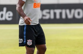 Love no treino desta sexta-feira no CT Joaquim Grava