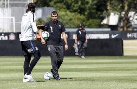 Cssio e Carille durante treino deste sbado no CT Joaquim Grava